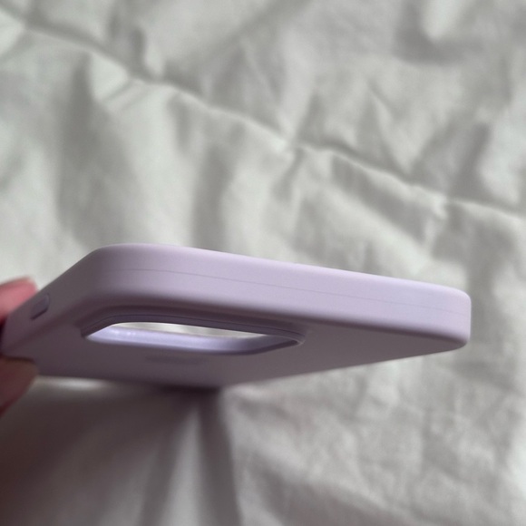 Apple iphone 14 PRO MAX Lilac Case MagSafe - Picture 5 of 7
